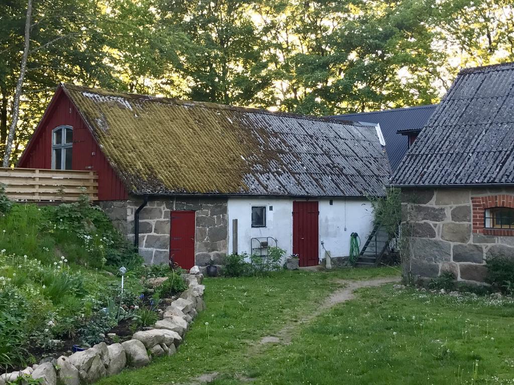 Farm Stay Happy Dogs Ranch Veberöd Esterno foto